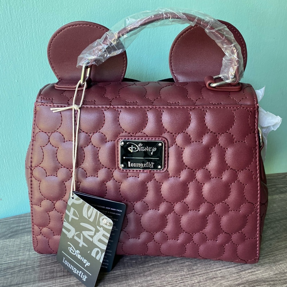 🧁 *NWT* LOUNGEFLY Quilted Chocolate Minnie Crossbody with Velvet Bow